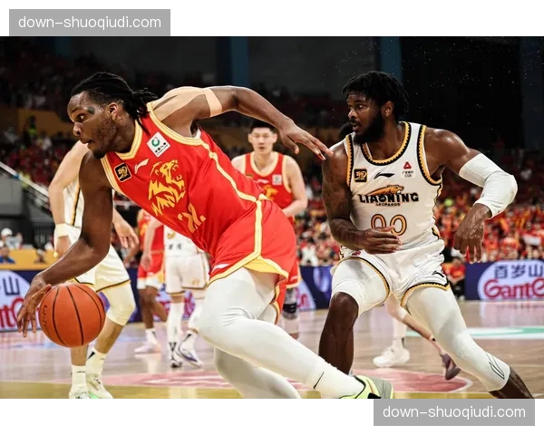 广厦男篮截胡马利克-威廉姆斯，卫冕冠军加固内线核心